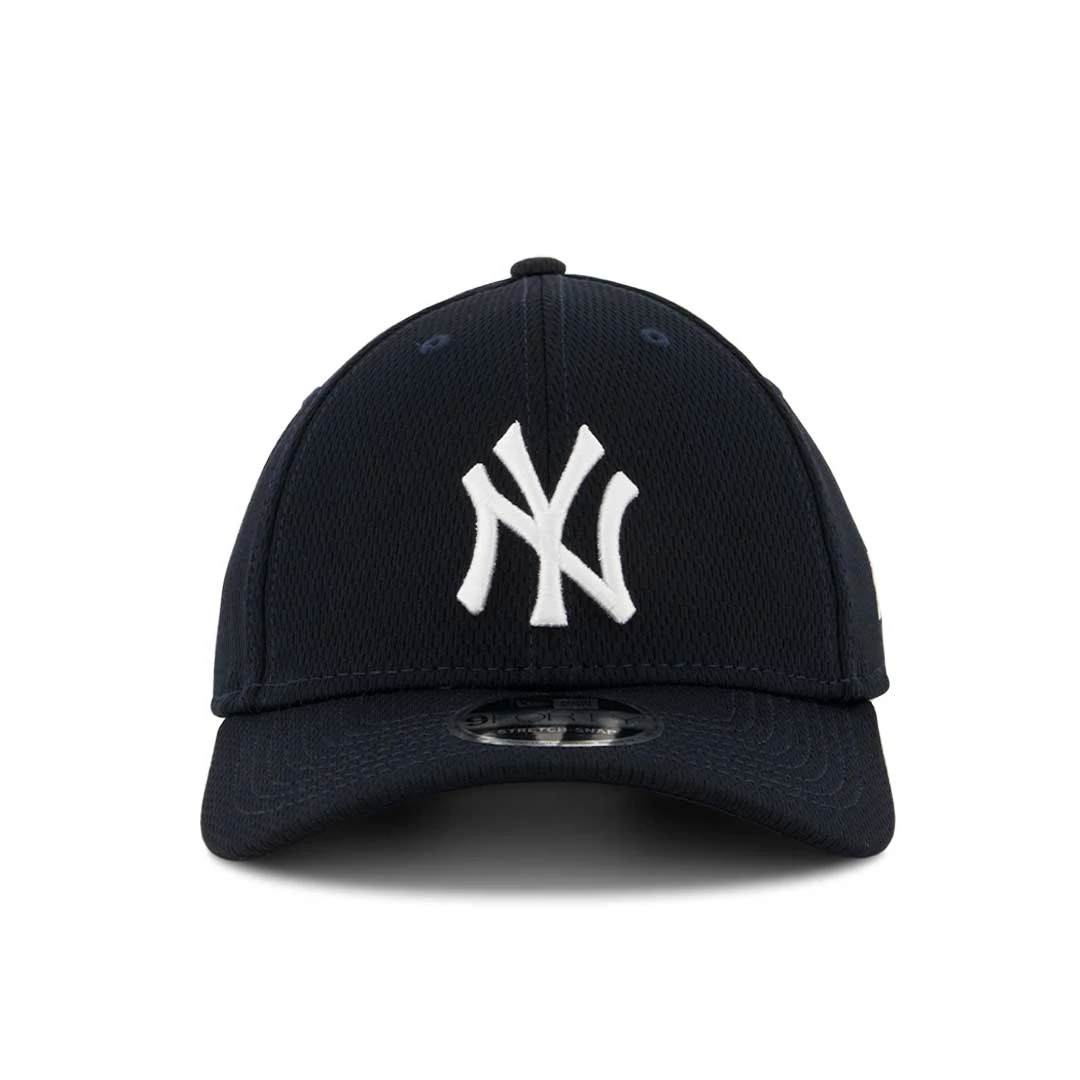 New Era - New York Yankees Stretch Snap 9FORTY Hat (60402912) 3 New Era - New York Yankees Stretch Snap 9FORTY Hat (60402912)