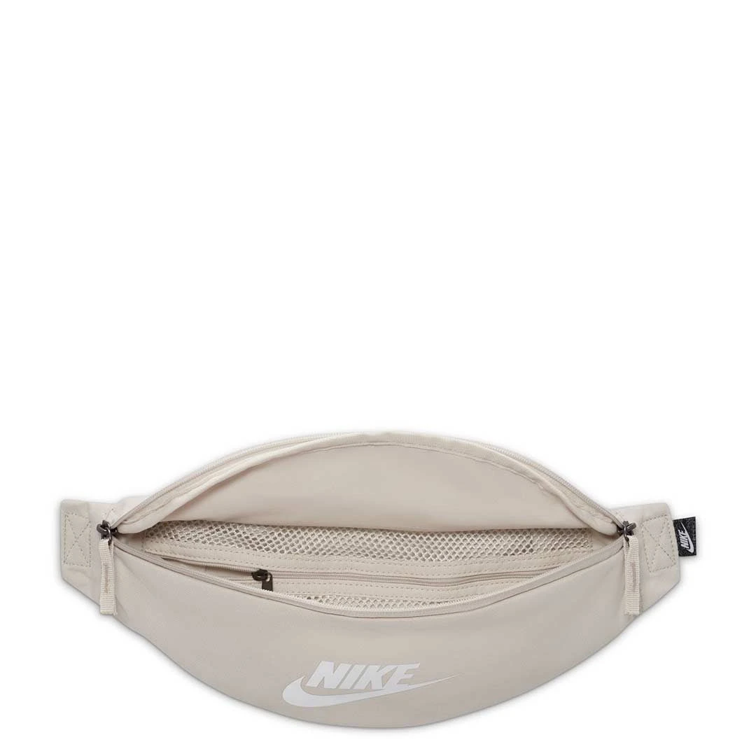 Nike - Heritage Waist Pack (DB0490 104) 5 Nike - Heritage Waist Pack (DB0490 104) - Image 3