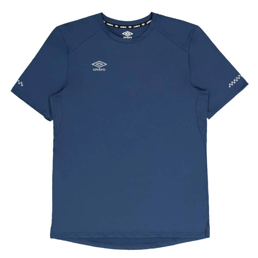 Umbro - Men's Arrow Training T-Shirt (HUUM1UBFL UH2) 3 Umbro - Men's Arrow Training T-Shirt (HUUM1UBFL UH2)