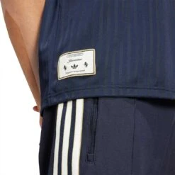Adidas - Unisex Juventus Terrace Icons Jersey (JF0458) -SVP Sports Sale adidas Unisex Juventus Terrace Icons Jersey JF0458 05