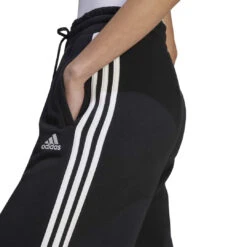 Adidas - Women's Essentials 3-Stripes French Terry Wide Pant (HZ5747) 10 Adidas - Women's Essentials 3-Stripes French Terry Wide Pant (HZ5747) -SVP Sports Sale adidas Women s Essenrials 3 Stripes French Terry Wide Pant HZ5747 04