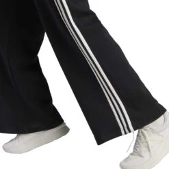 Adidas - Women's Essentials 3-Stripes French Terry Wide Pant (HZ5747) 11 Adidas - Women's Essentials 3-Stripes French Terry Wide Pant (HZ5747) -SVP Sports Sale adidas Women s Essenrials 3 Stripes French Terry Wide Pant HZ5747 05